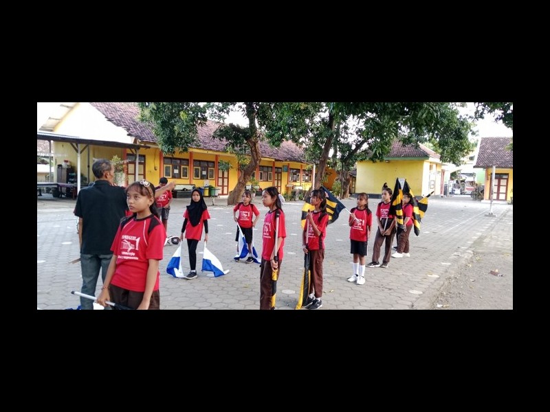 Kegiatan Ekstrakurikuler Drumband