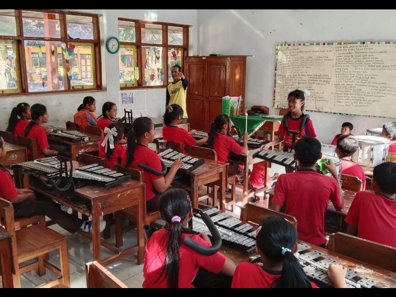 Ekstrakurikuler Drumband